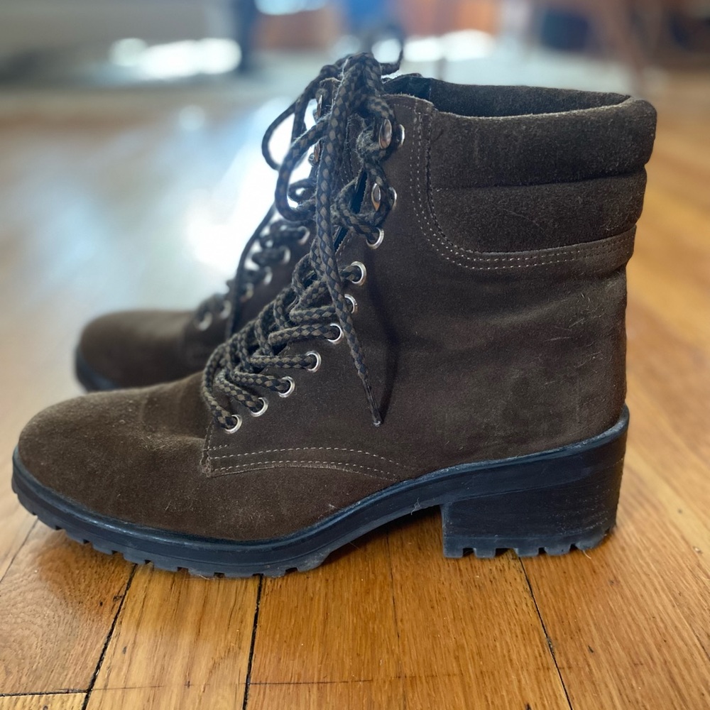 Steve Madden suede leather olive green boot, size 11